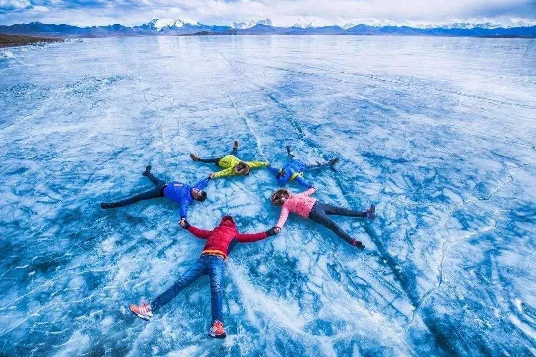 三个人的友谊一定会有一个人是多余的吗？游戏画面