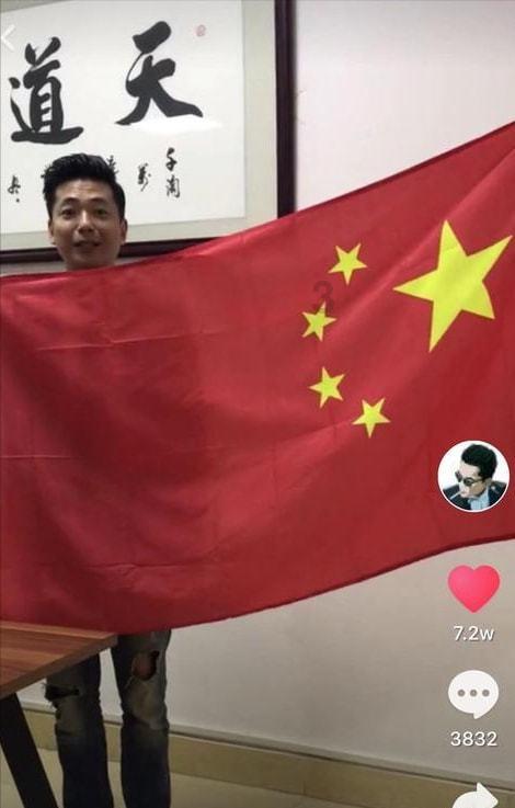 拯救船中女孩