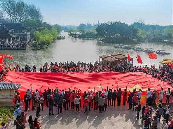 中国首颗主要由职业院校研制的卫星发射成功