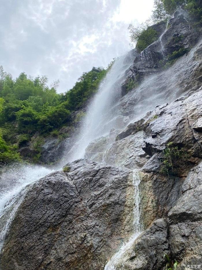逃离遗弃的建筑3
