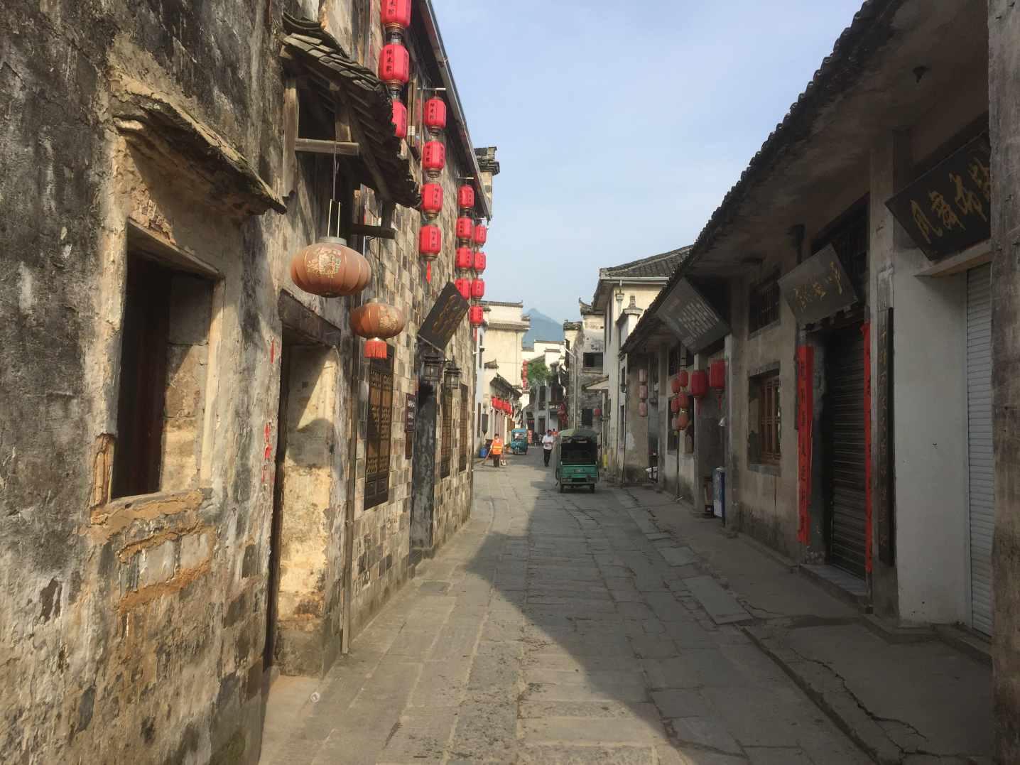旋转轮胎