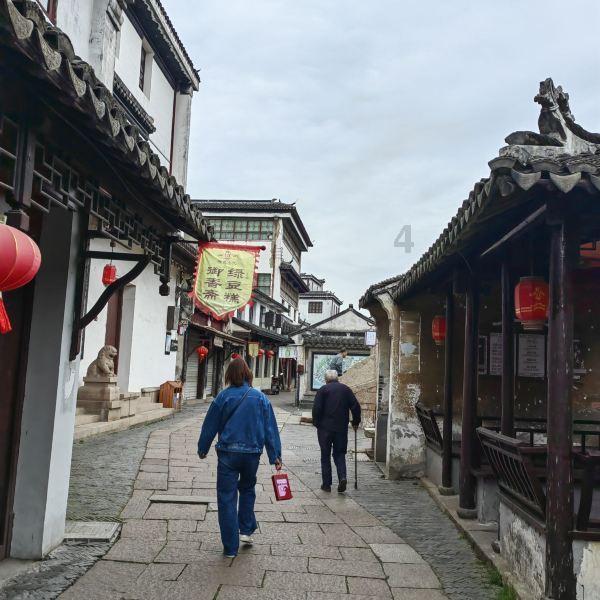 赵忠祥:名誉与非议并存,关于他的是非黑白,是时候有个定论了